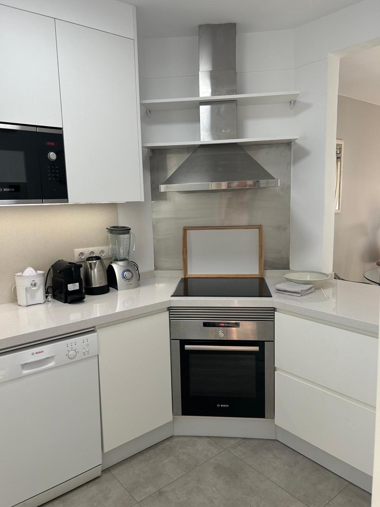אדחה Playa Del Duque-Amazing Views 2 Bedroom מראה חיצוני תמונה