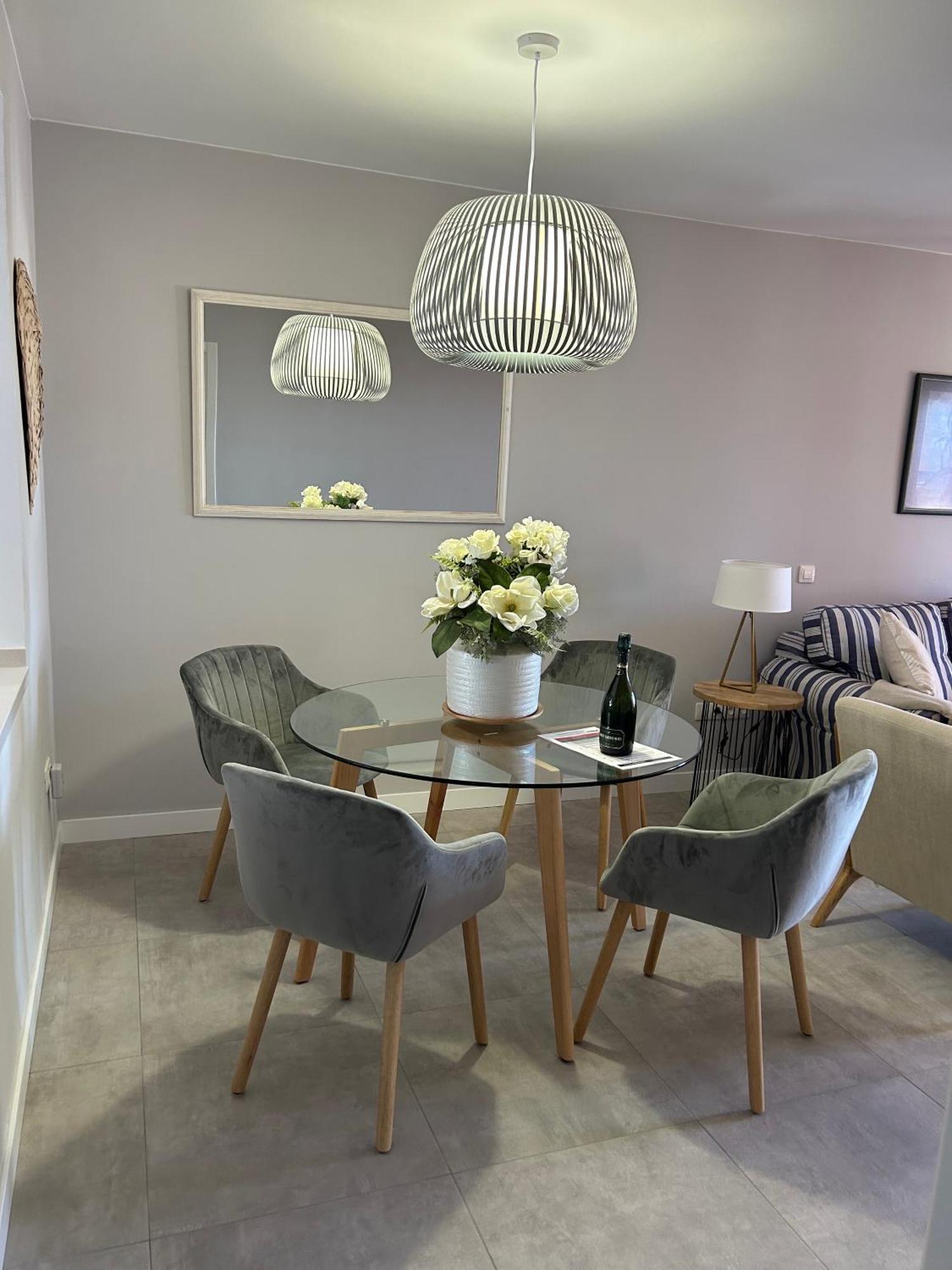 אדחה Playa Del Duque-Amazing Views 2 Bedroom מראה חיצוני תמונה